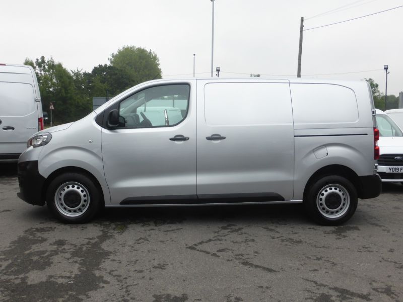 PEUGEOT EXPERT 1400 M PROFESSIONAL 2.0 IN SILVER,ONLY 28.000 MILES,AIR CONDITIONING,PARKING SENSORS **** SOLD **** - 2722 - 9